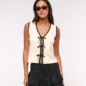 Abercrombie & Fitch Cream and Black Tie-Front Tank Top
